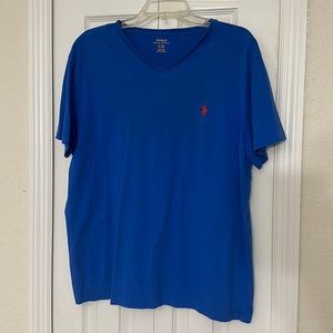 Polo T-shirt. Blue.
